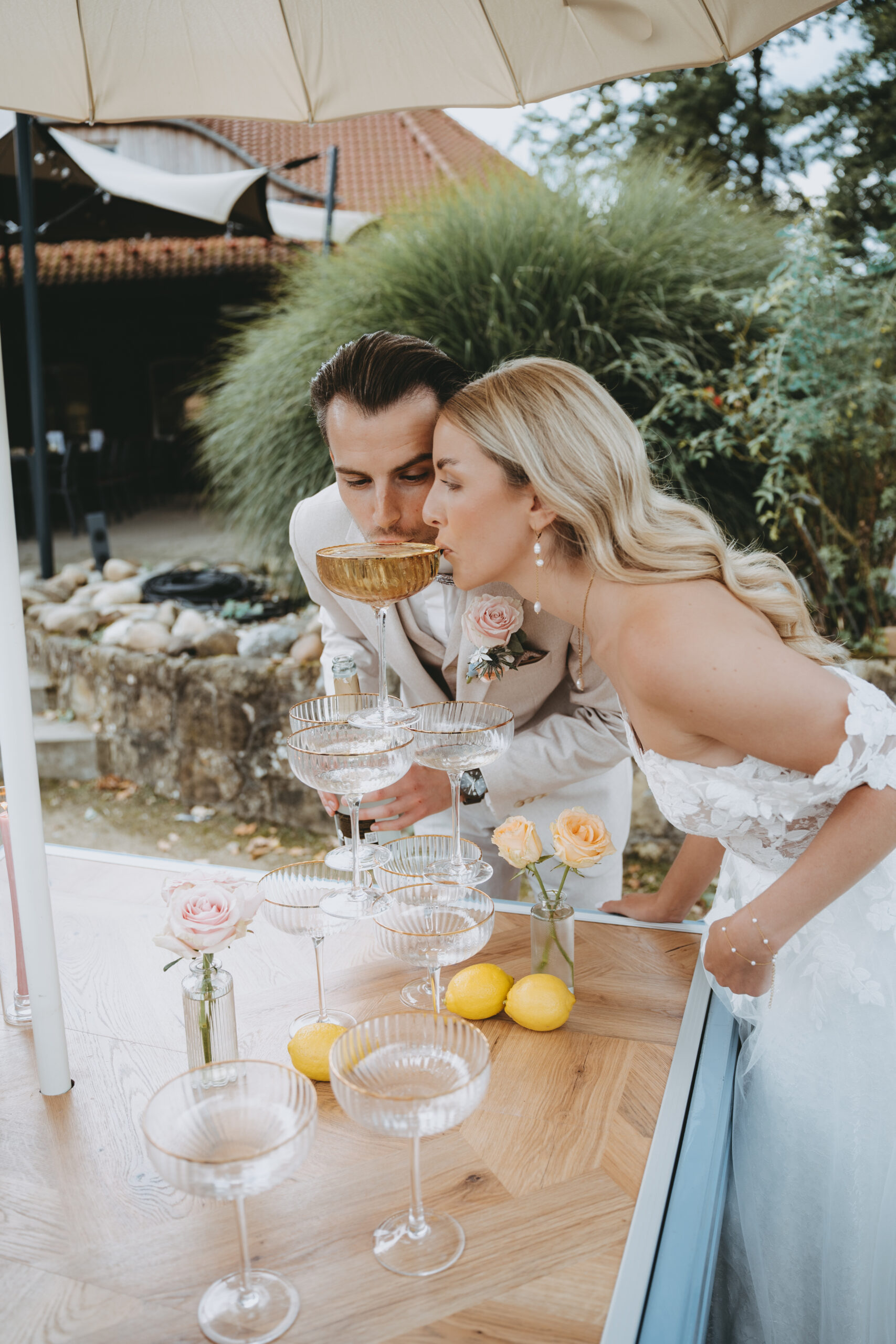 Sektempfang mit Sekttower auf der Ape